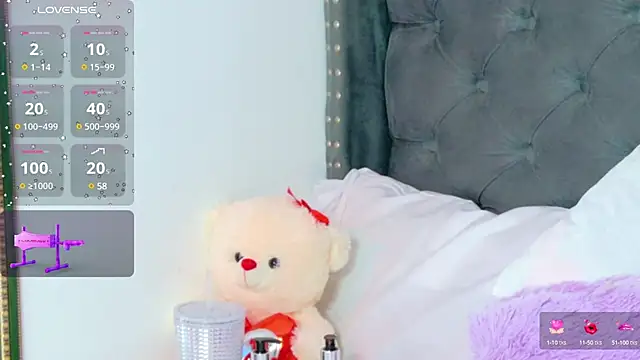 Snapshot of IsaValencia chatting on March 14, 9:54 pm IsaValencia online show from March 14, 9:54 pm