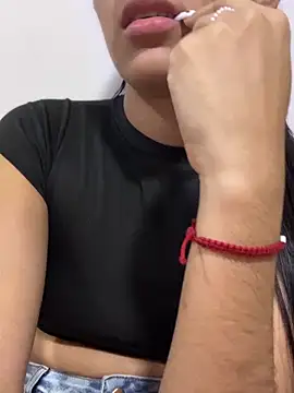 Snapshot of IsaValencia chatting on October 13, 10:54 pm IsaValencia online show from October 13, 10:54 pm