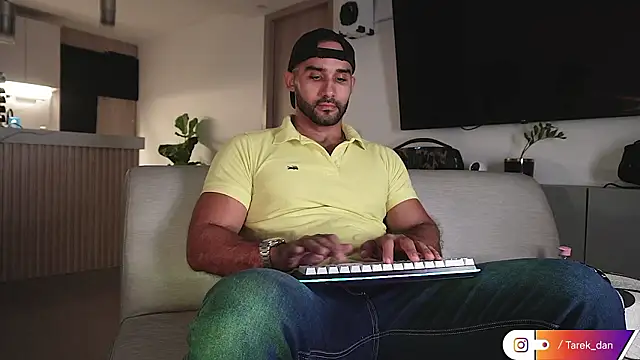 orion1993 online show from March 7, 1:24 am