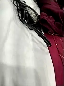 Snapshot of rohitlov150 chatting on November 5, 11:43 am rohitlov150 online show from November 5, 11:43 am