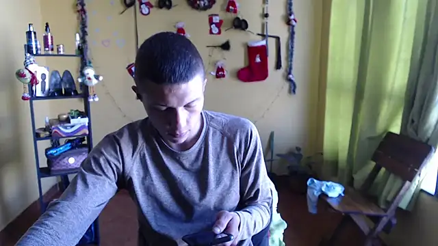 Snapshot of smith_lechosoxxx chatting on December 3, 12:36 pm smith lechosoxxx online show from December 3, 12:36 pm