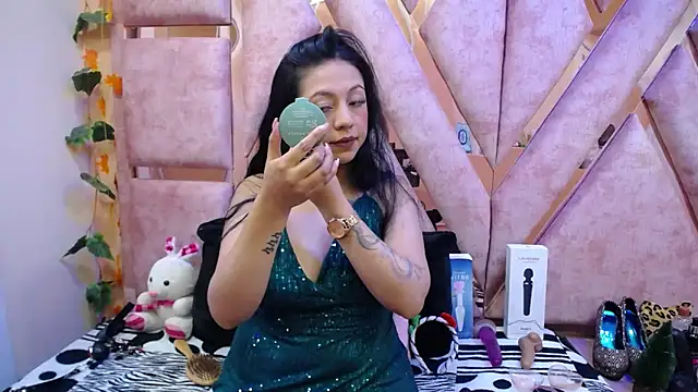 slut anal  online show from December 13, 8:36 pm