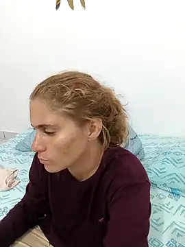 Scarlett-Leh online show from December 19, 9:55 pm