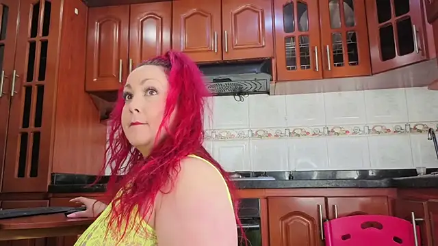 Snapshot of MirandaRossi chatting on May 11, 1:39 pm MirandaRossi online show from May 11, 1:39 pm