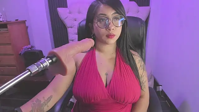 Snapshot of Sexy_cristall_ chatting on July 21, 7:16 pm Sexy cristall online show from July 21, 7:16 pm
