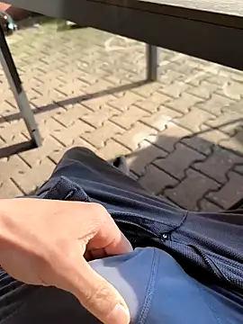 Kevoon991 online show from March 9, 3:05 pm