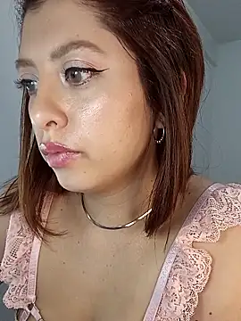 nix white online show from March 1, 10:42 pm