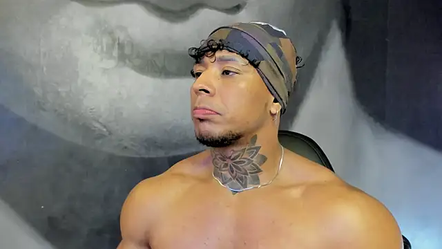 Snapshot of bradley_smith chatting on January 20, 6:53 am bradley smith online show from January 20, 6:53 am