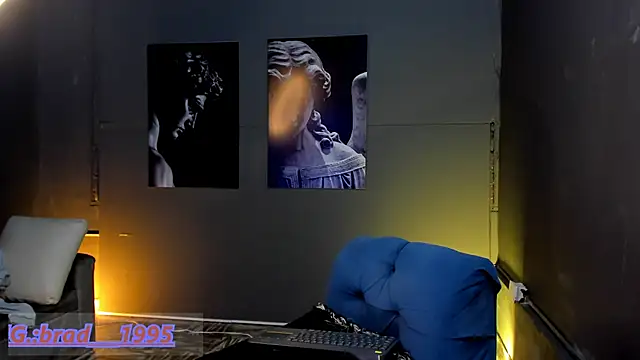 bradley smith online show from March 8, 3:38 pm