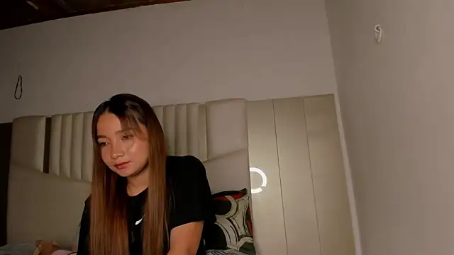 queen angelique online show from November 23, 1:16 am