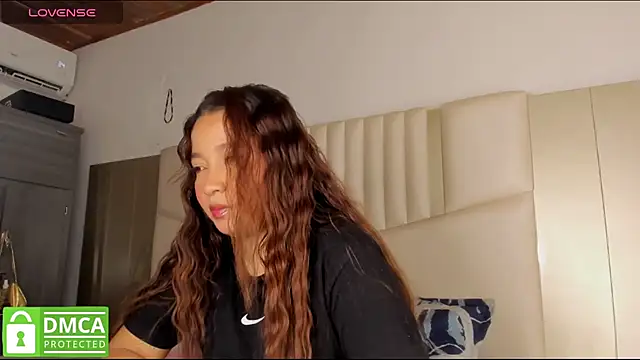 queen angelique online show from February 6, 2:38 am