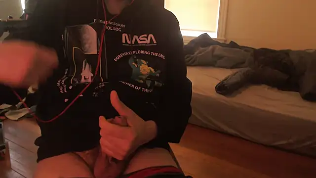 Snapshot of chicostick413 chatting on March 3, 2:37 pm chicostick413 online show from March 3, 2:37 pm