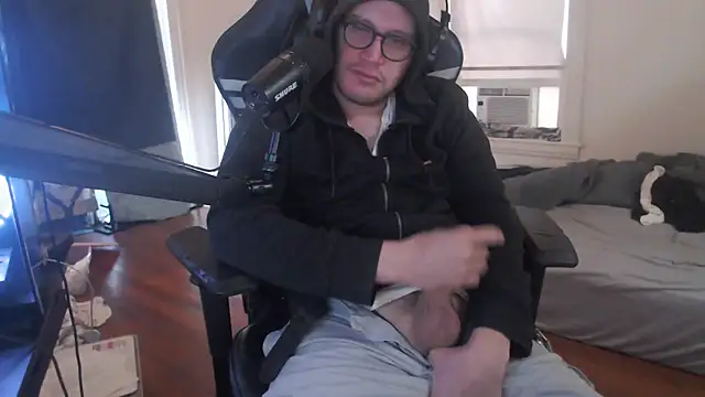 Snapshot of chicostick413 chatting on September 15, 1:44 pm chicostick413 online show from September 15, 1:44 pm