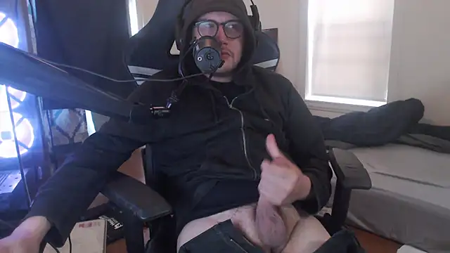 Snapshot of chicostick413 chatting on September 22, 3:03 pm chicostick413 online show from September 22, 3:03 pm