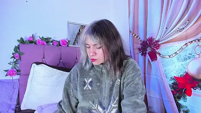 GilaKat online show from December 7, 7:49 am