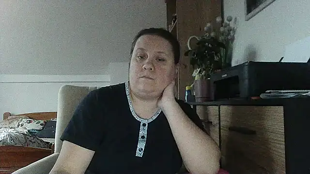 ReifeVenna online show from November 17, 2:01 pm