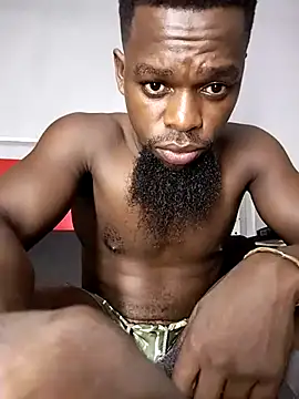 Snapshot of Chocolate_factory_man chatting on February 19, 8:31 pm Chocolate factory man online show from February 19, 8:31 pm