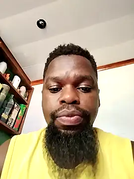 Snapshot of Chocolate_factory_man chatting on March 20, 1:04 pm Chocolate factory man online show from March 20, 1:04 pm