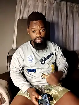 Snapshot of Chocolate_factory_man chatting on September 25, 3:32 am Chocolate factory man online show from September 25, 3:32 am