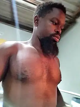 Snapshot of Chocolate_factory_man chatting on October 31, 3:18 am Chocolate factory man online show from October 31, 3:18 am