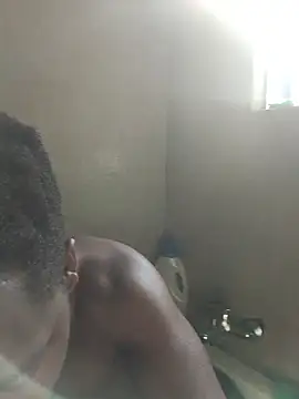 Snapshot of Chocolate_factory_man chatting on June 25, 10:31 am Chocolate factory man online show from June 25, 10:31 am