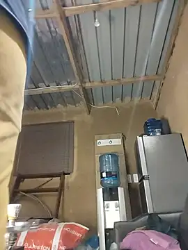 Snapshot of Chocolate_factory_man chatting on July 28, 9:58 pm Chocolate factory man online show from July 28, 9:58 pm