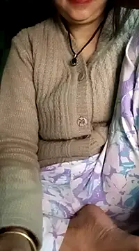 Snapshot of SAXYTannuja chatting on February 27, 5:24 am SAXYTannuja online show from February 27, 5:24 am