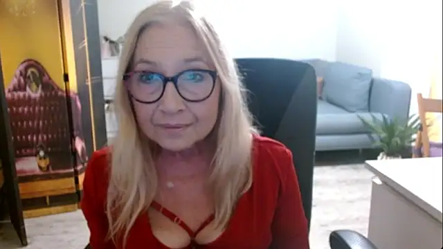 sofia xkiss online show from December 21, 7:37 am