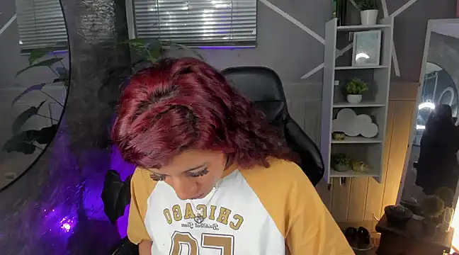 Snapshot of SofiaGomez420 chatting on January 26, 7:32 am SofiaGomez420 online show from January 26, 7:32 am