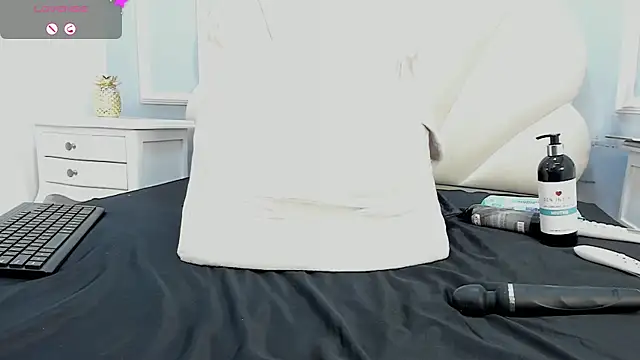 Maaracooper online show from February 28, 3:59 pm