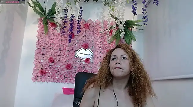 BLONDE SEXYHOT online show from February 13, 3:07 am