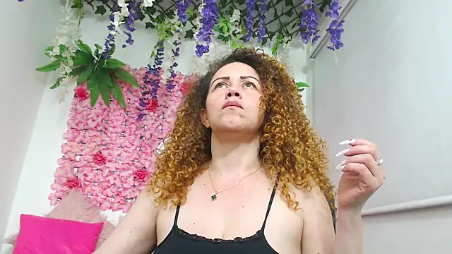 BLONDE SEXYHOT online show from December 16, 12:26 am