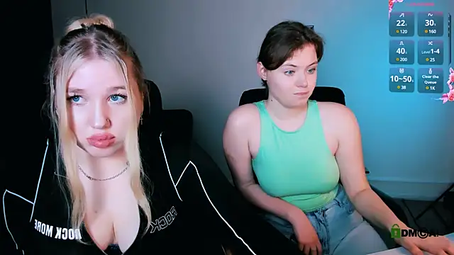 Snapshot of juli_kisss chatting on January 11, 3:13 am juli kisss online show from January 11, 3:13 am