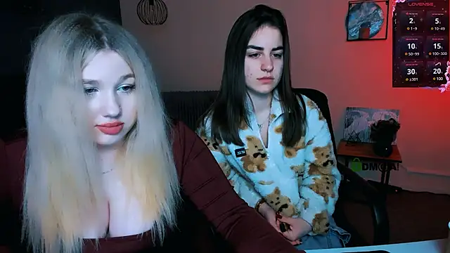 Snapshot of juli_kisss chatting on January 27, 7:24 pm juli kisss online show from January 27, 7:24 pm