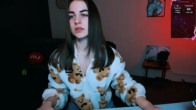 Snapshot of juli_kisss chatting on January 28, 1:29 am juli kisss online show from January 28, 1:29 am