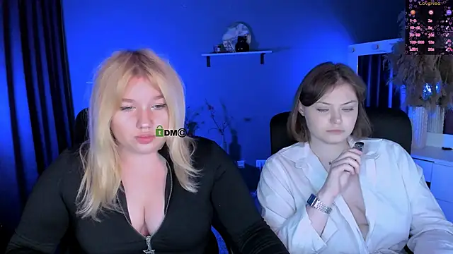 Snapshot of juli_kisss chatting on September 21, 7:04 pm juli kisss online show from September 21, 7:04 pm