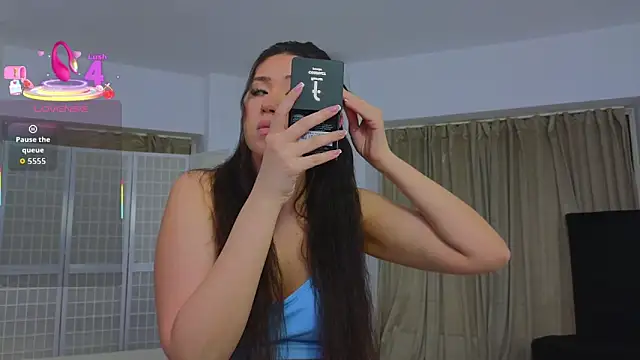 Snapshot of SweetScribe chatting on November 28, 7:22 am SweetScribe online show from November 28, 7:22 am