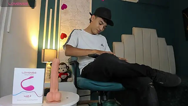 Austin Cardieff online show from February 17, 7:53 pm