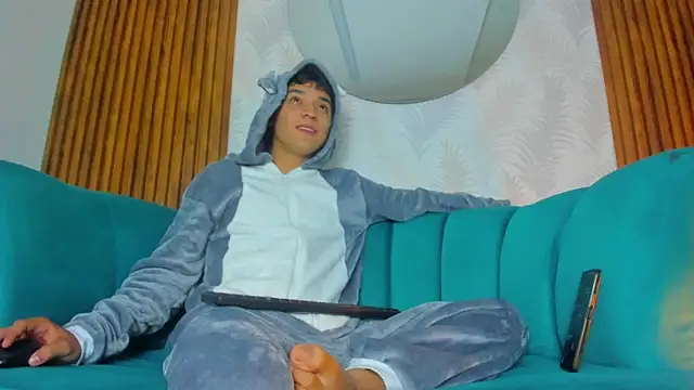 Austin Cardieff online show from February 25, 3:52 am