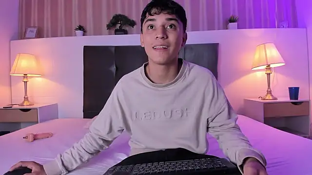 Austin Cardieff online show from March 11, 3:16 am