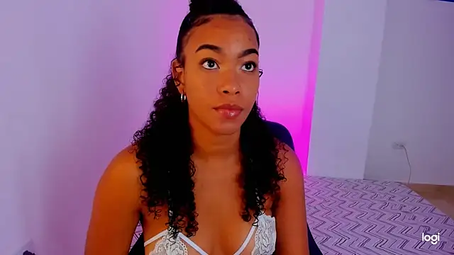 sasha fox00 online show from February 18, 5:36 am