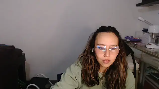 Skarlet Adams28 online show from March 5, 2:57 am