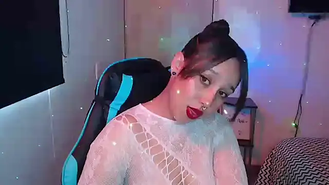 Skarlet Adams28 online show from March 16, 8:13 pm