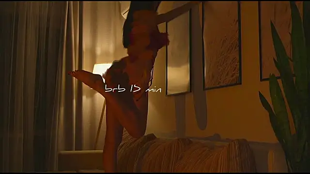 wowmolly online show from October 29, 9:55 am