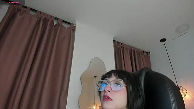 Hannys  cabernet online show from December 10, 3:41 am