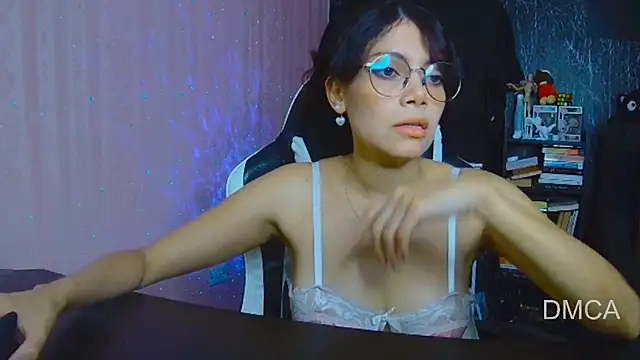 Drea Foox online show from November 27, 3:30 am