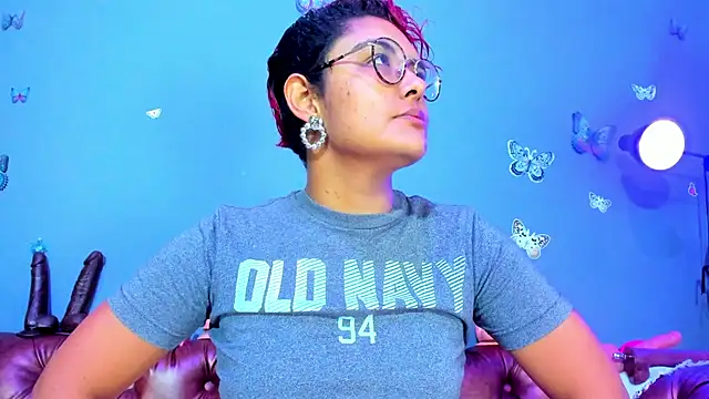 Kaira mosse online show from May 27, 11:40 am