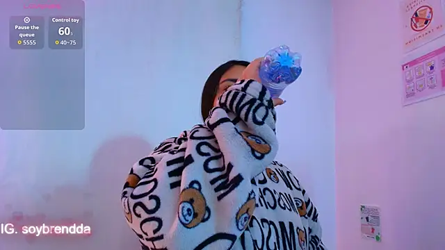 Brendda tay online show from November 21, 3:27 am