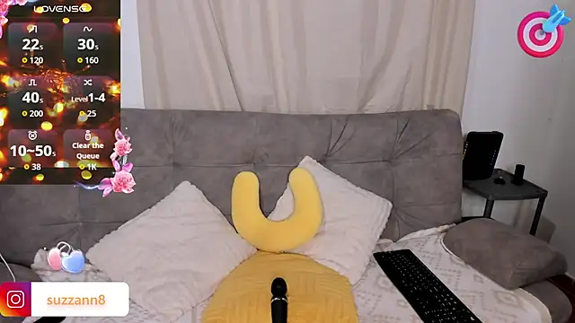 AnneteLynch online show from December 20, 8:49 pm