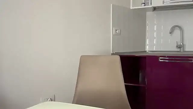 Snapshot of valeriaxxx1 chatting on December 10, 12:16 pm valeriaxxx1 online show from December 10, 12:16 pm